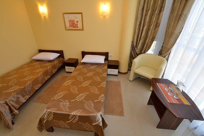 Baza Otdykha Jules Verne Hotel Zatoka Ngoại thất bức ảnh